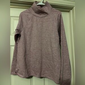 Light pink women’s athleisure top. Size L.